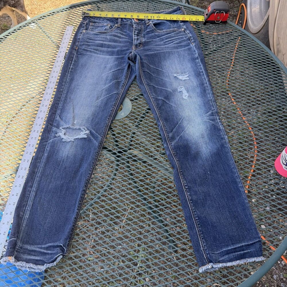 American Eagle Outfitters Skinny Jeans in Distressed Dark Blue Wash